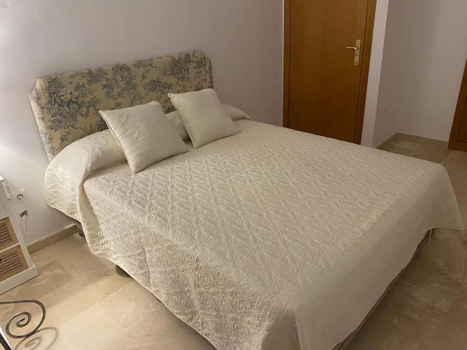 Central Estepona 3 Bed Apt With Pool And Parking Exteriér fotografie