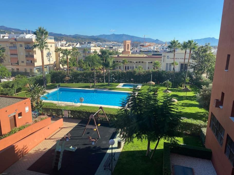 Central Estepona 3 Bed Apt With Pool And Parking Exteriér fotografie